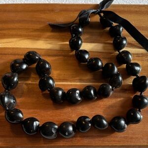 Elegant Vintage Black Beaded Necklace